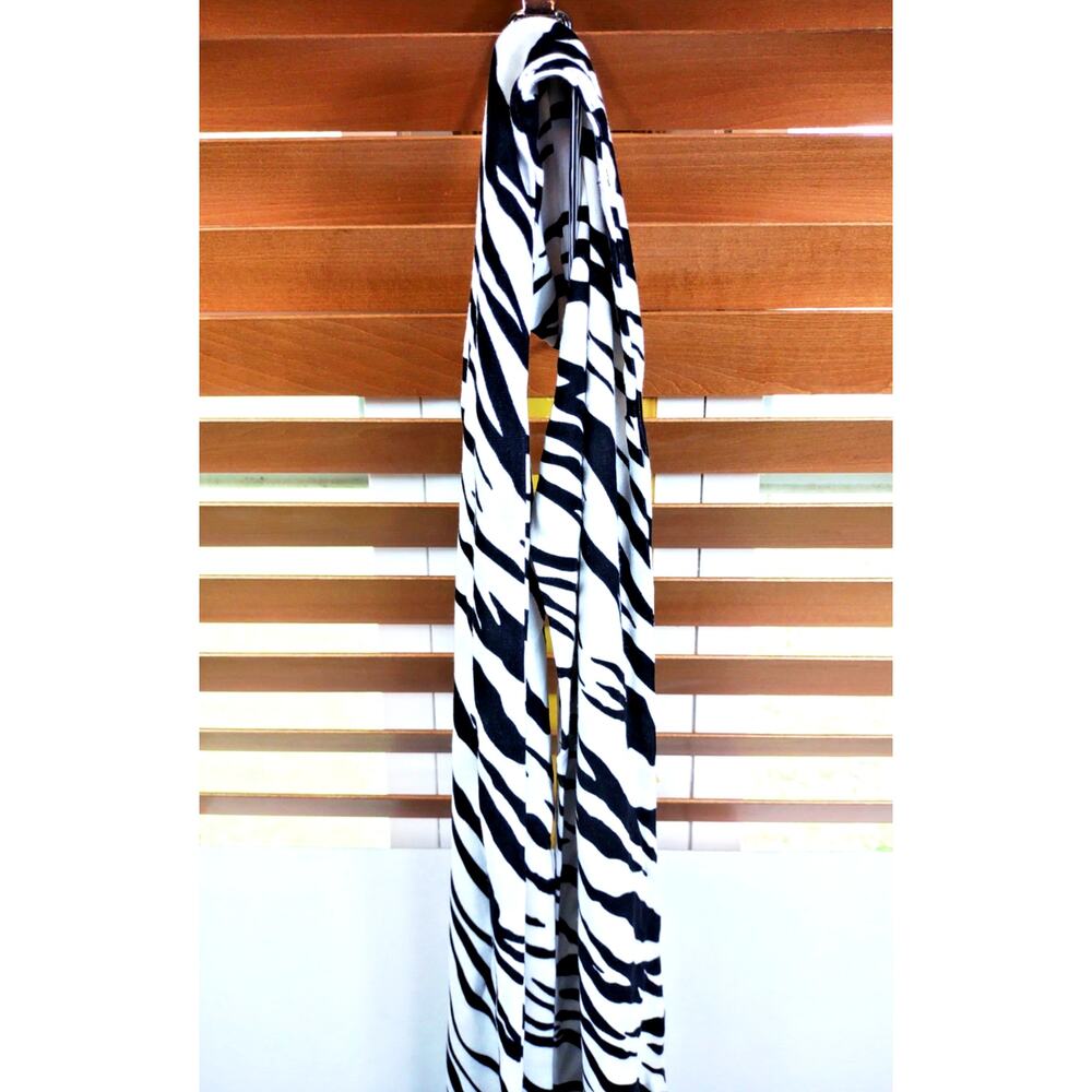 Womens Zebra Print Scarf 80" White Black Boho Animal Safari Unique Pointed Ends - Picture 7 of 7